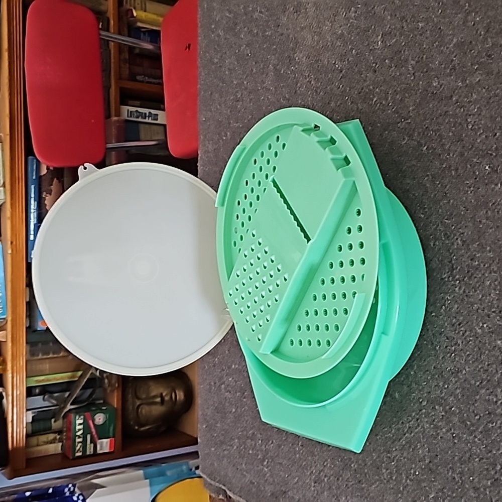 Vintage Tupperware Cheese Grater Slicer Shredder Round Jadite Green